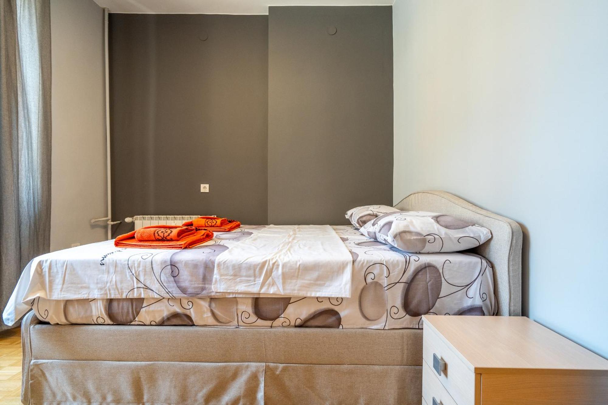 Downtown Apartment Eymi Sofia Luaran gambar