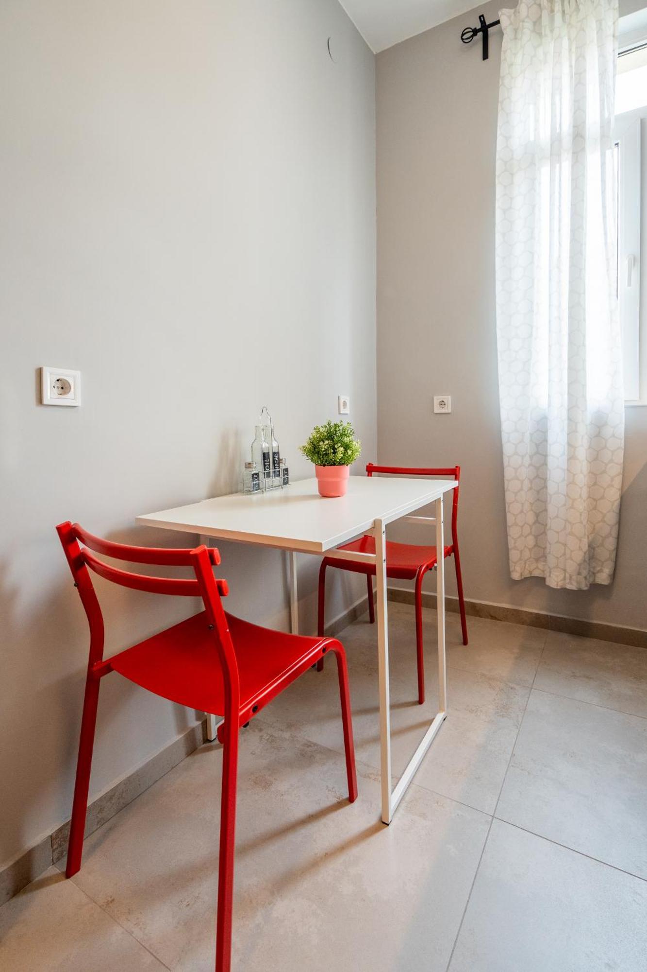 Downtown Apartment Eymi Sofia Luaran gambar