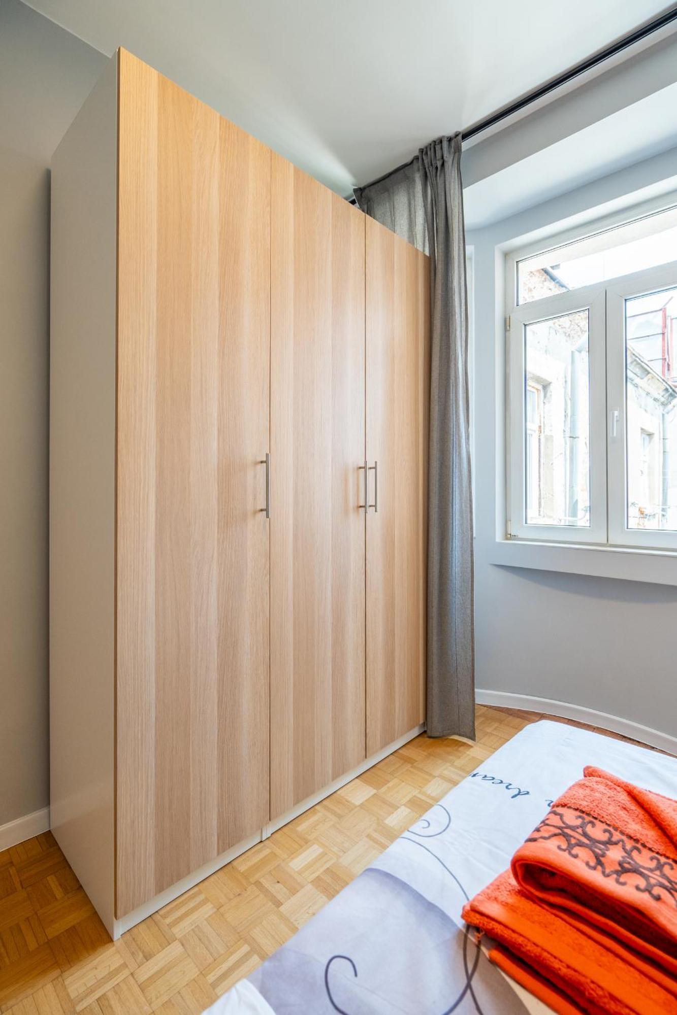 Downtown Apartment Eymi Sofia Luaran gambar