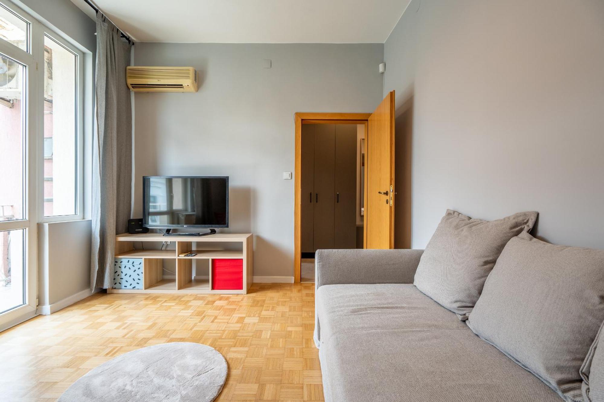 Downtown Apartment Eymi Sofia Luaran gambar