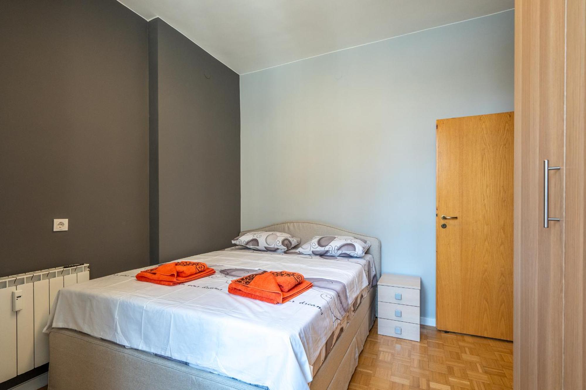 Downtown Apartment Eymi Sofia Luaran gambar